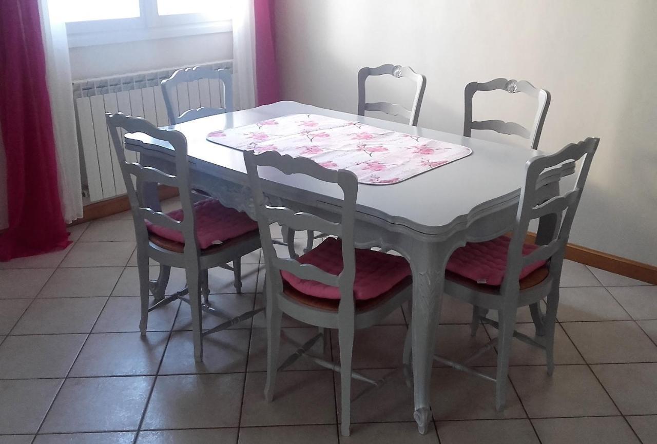 Maison Avec Veranda Proche Du Centre Ville Rignac  Kültér fotó